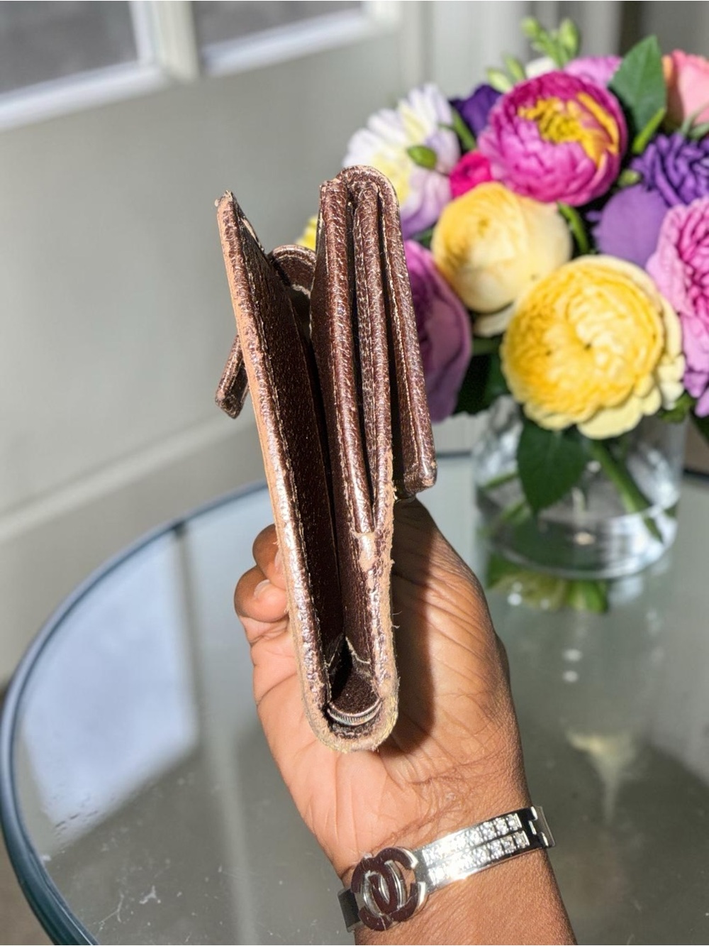 Gucci Beige GG Supreme Canvas Trifold Wallet with Silver Accents EUC - Picture 7 of 15